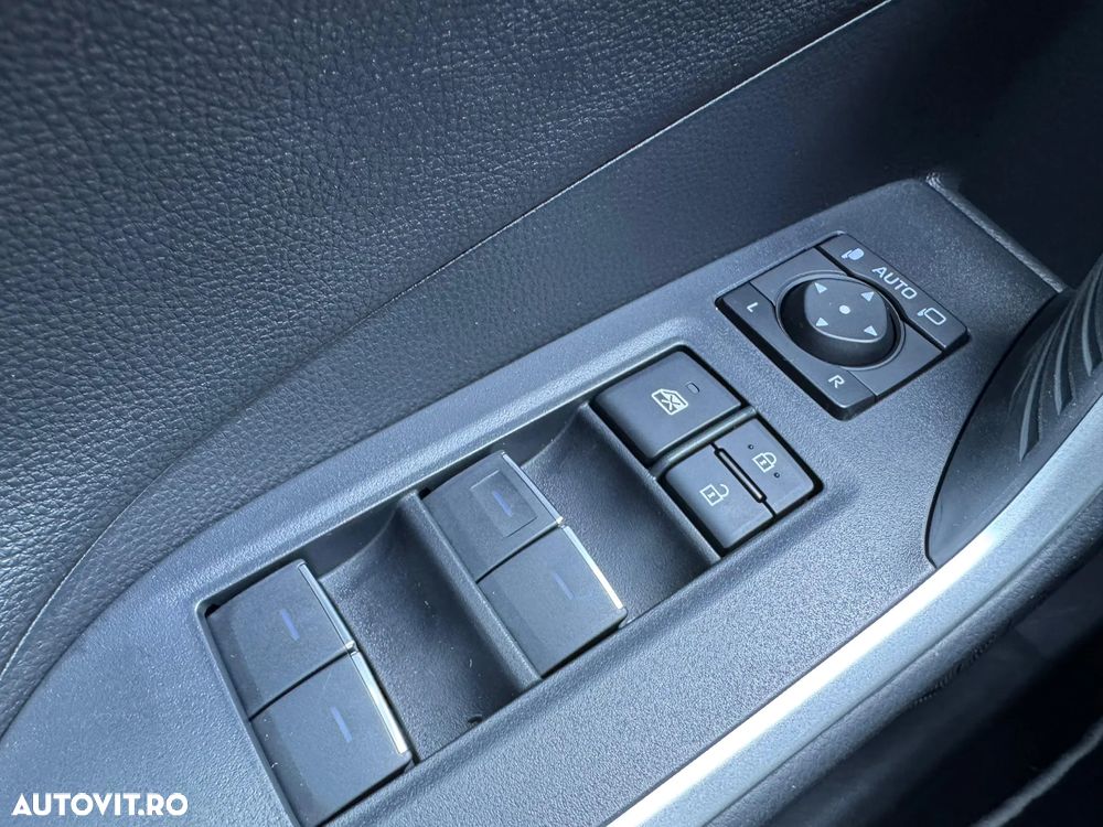Toyota RAV4 2.5 VVT-iE 4x4 Luxury Plus - 25