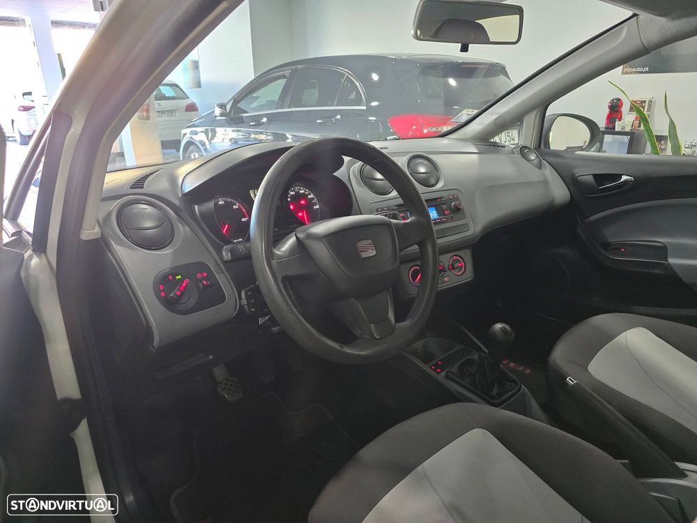 SEAT Ibiza - 4