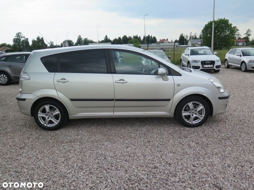Toyota Corolla Verso 1.8 Sol + 7os MM - 10