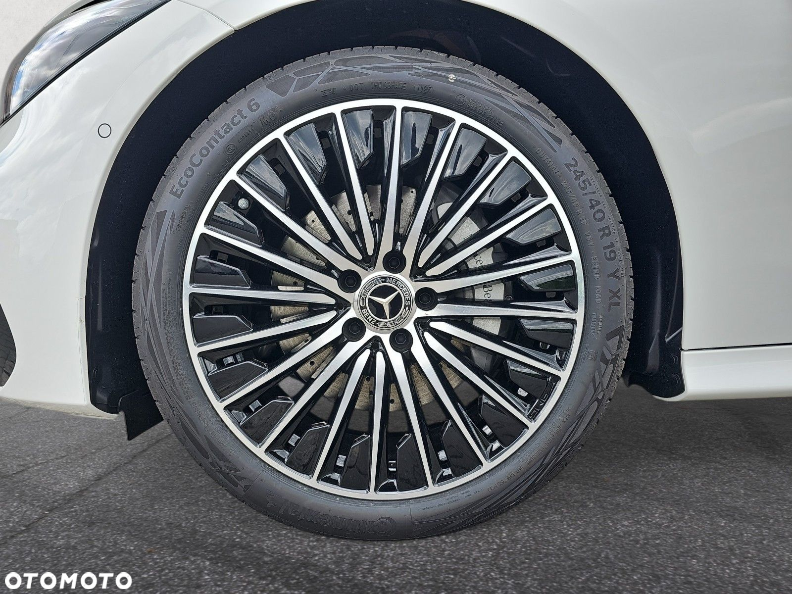 Mercedes-Benz CLE - 9