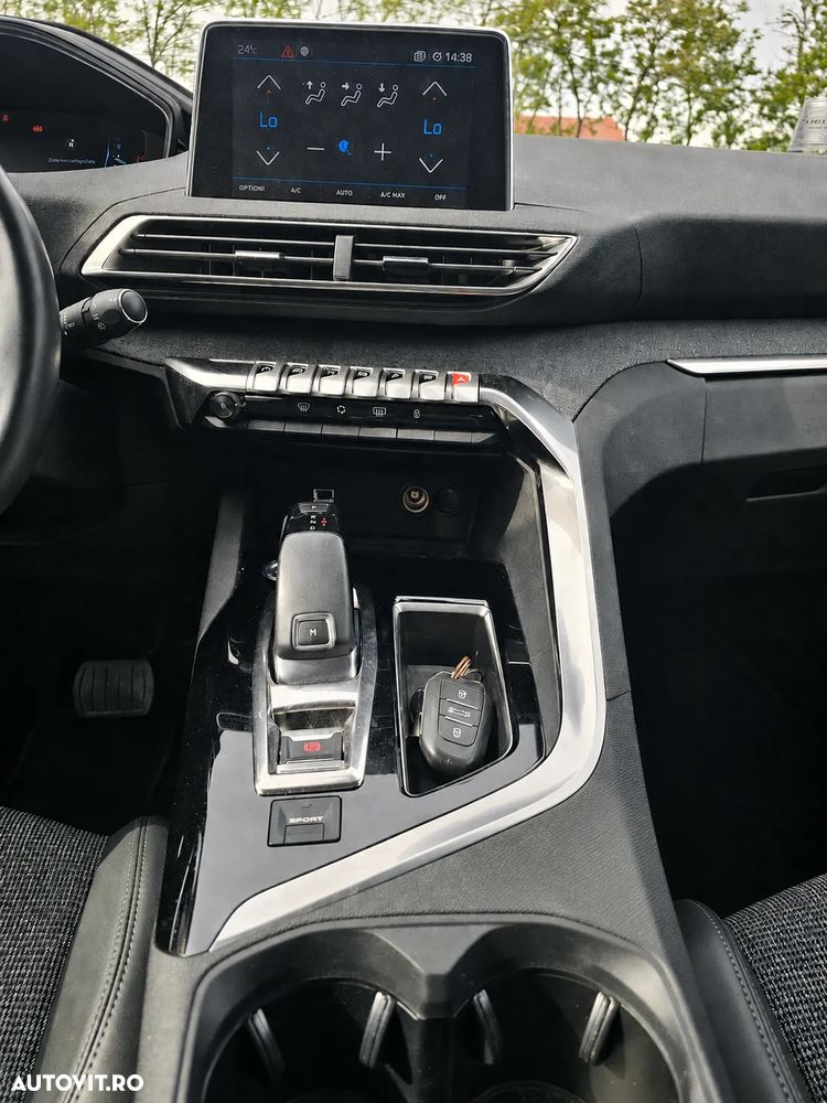 Peugeot 3008 1.2 PureTech 130 EAT8 Allure Pack - 14