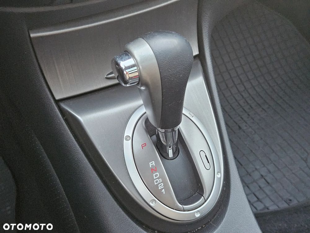 Honda Civic 1.8 Executive - 32