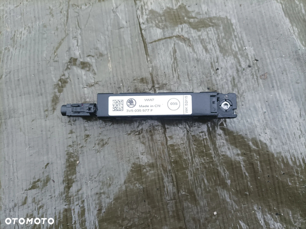 Vw Skoda Audi wzmacniacz antenowy 3v5035577F