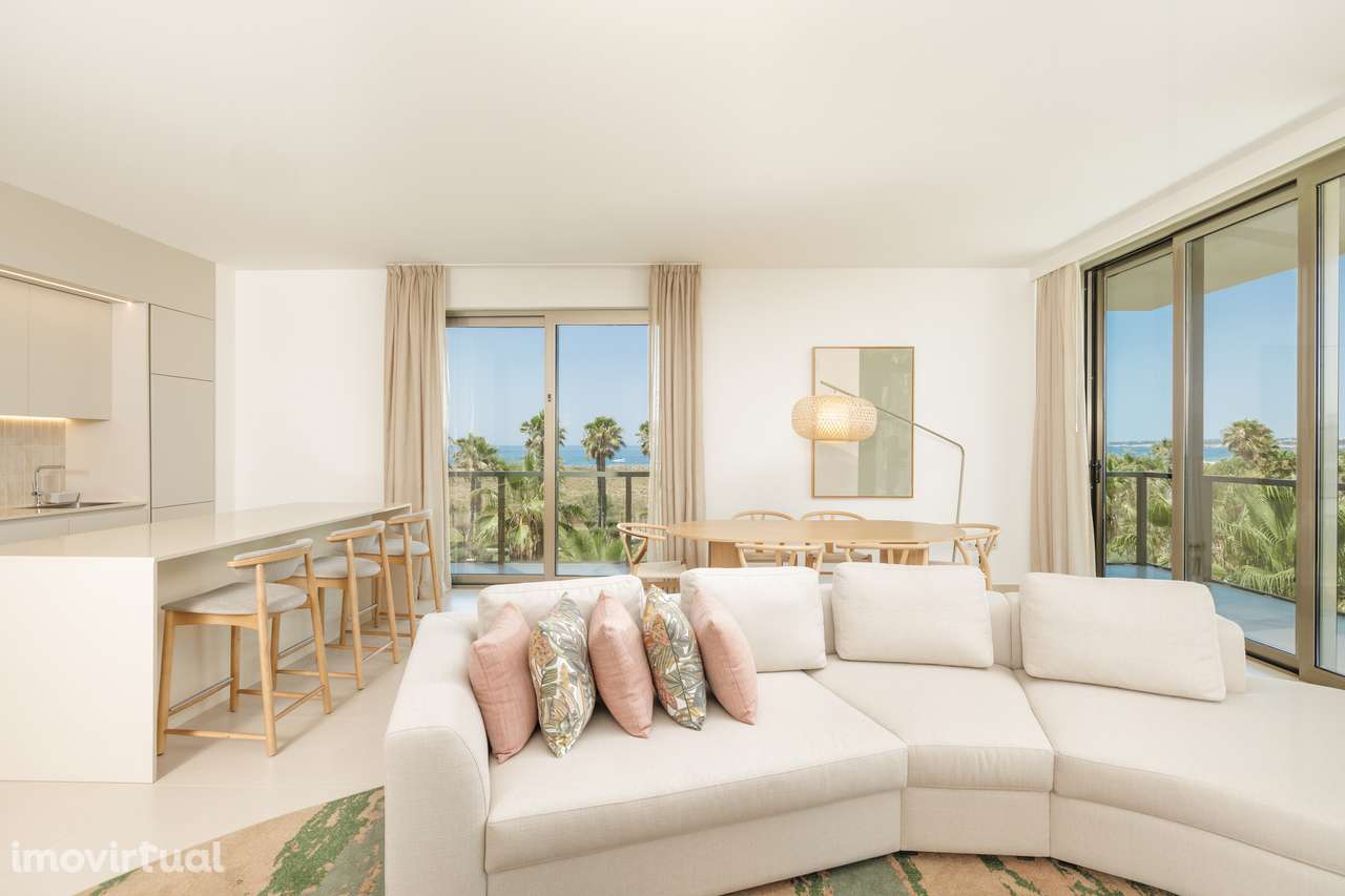 Apartamentos de luxo com acesso direto à praia dos Salgados, Algarve - Grande imagem: 2/5