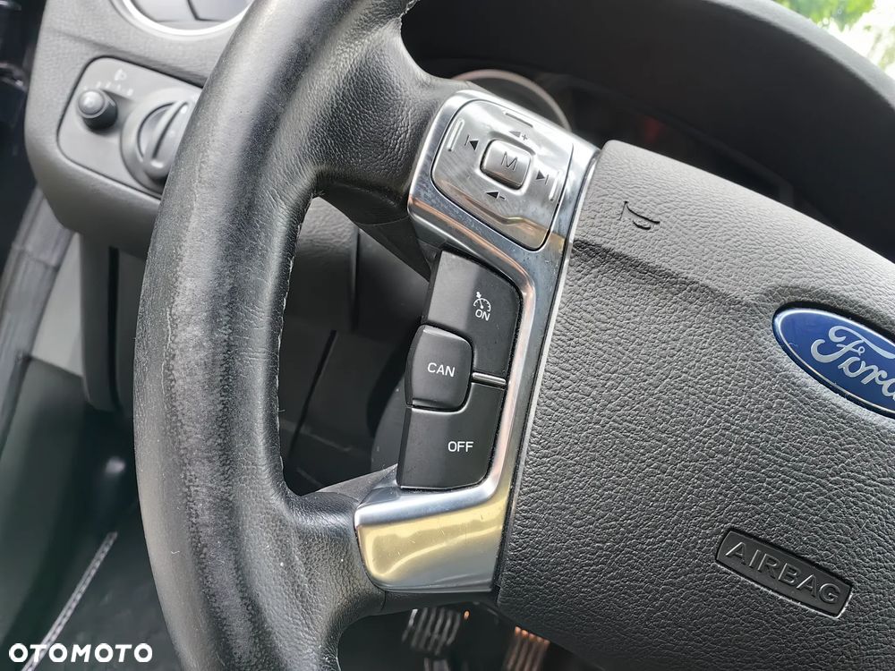 Ford Mondeo 1.8 TDCi Ghia - 18