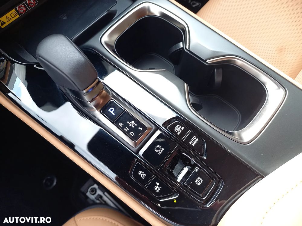 Lexus Seria NX 450h+ AWD CVT PHEV Luxury - 34