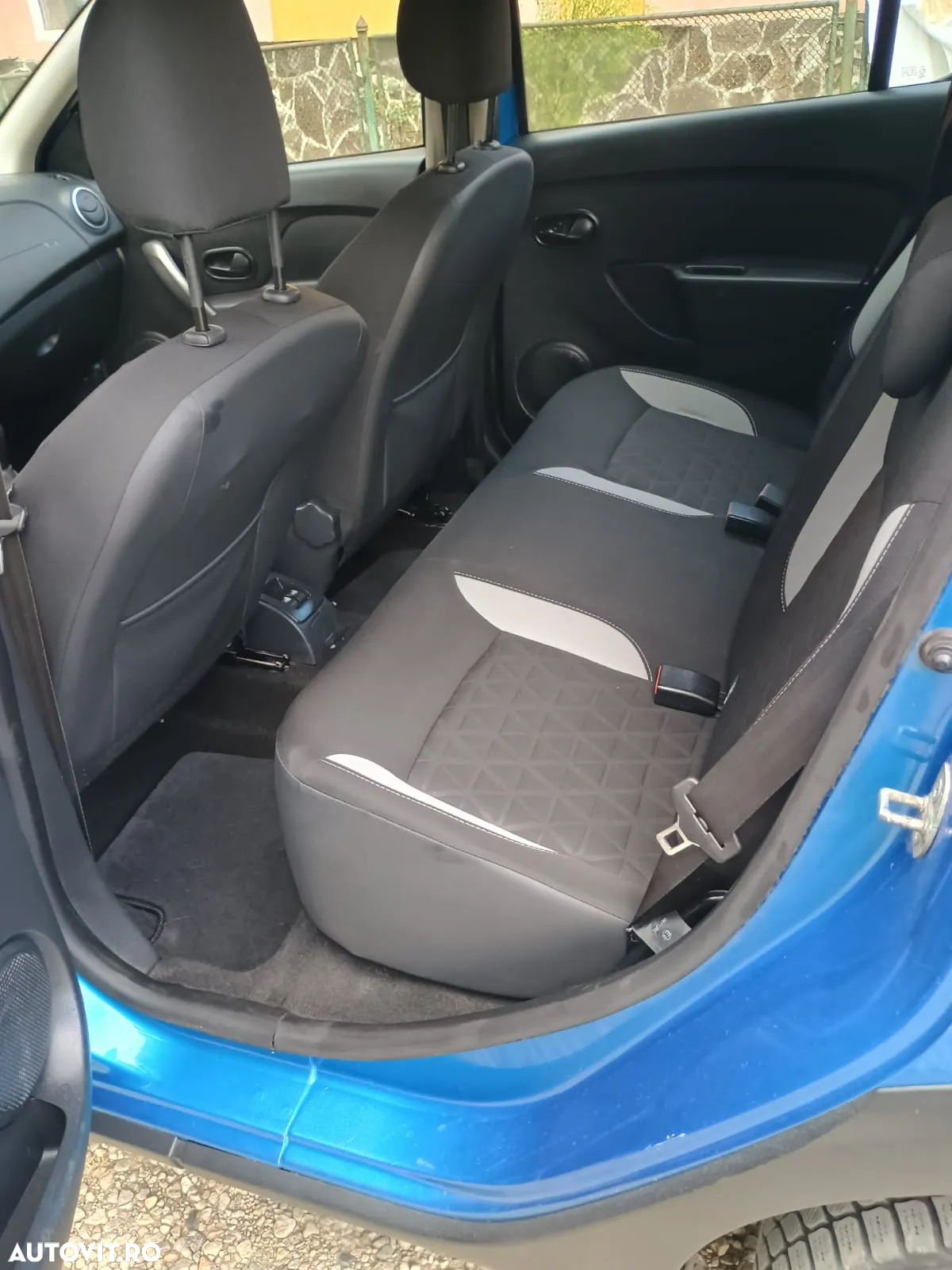 Dacia Sandero Stepway dCi 90 S&S Prestige - 10