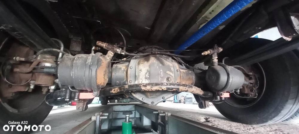 Mercedes-Benz Sprinter 616 - 33