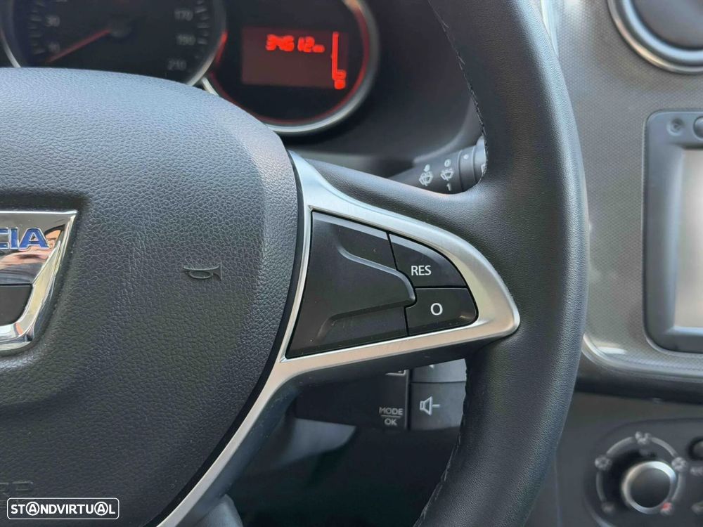 Dacia Sandero 0.9 TCe Stepway - 37