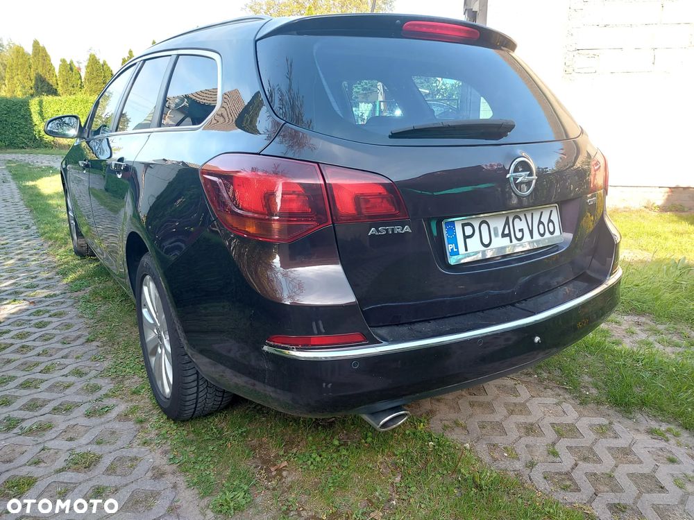 Opel Astra 2.0 CDTI Cosmo - 8