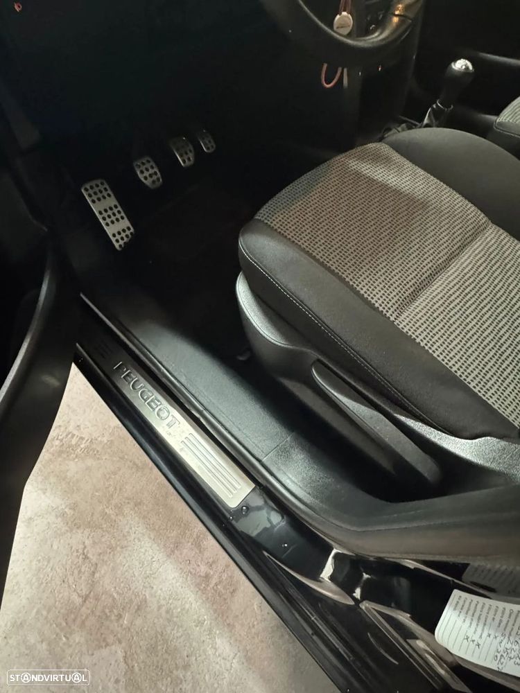 Peugeot 207 1.4 HDi Sport - 6