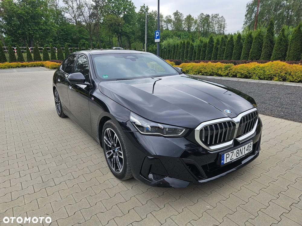 BMW Seria 5 520i M Sport Edition - 16