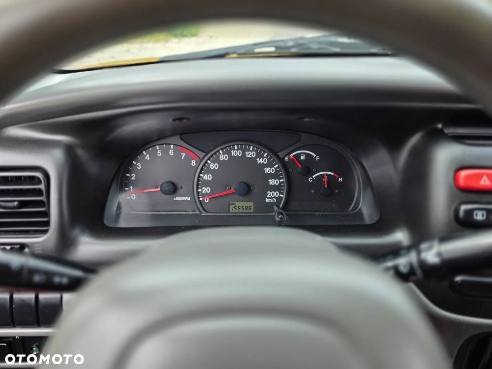 Suzuki Grand Vitara - 25