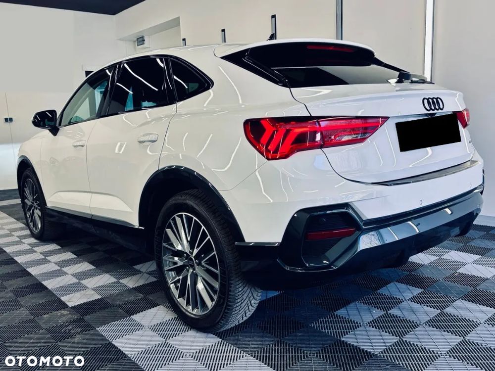 Audi Q3 Sportback - 5