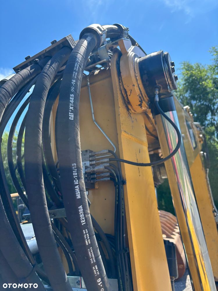 Caterpillar CAT M318F ROK 2019 PODPORY PLUG 1 WLASCICIEL - 12