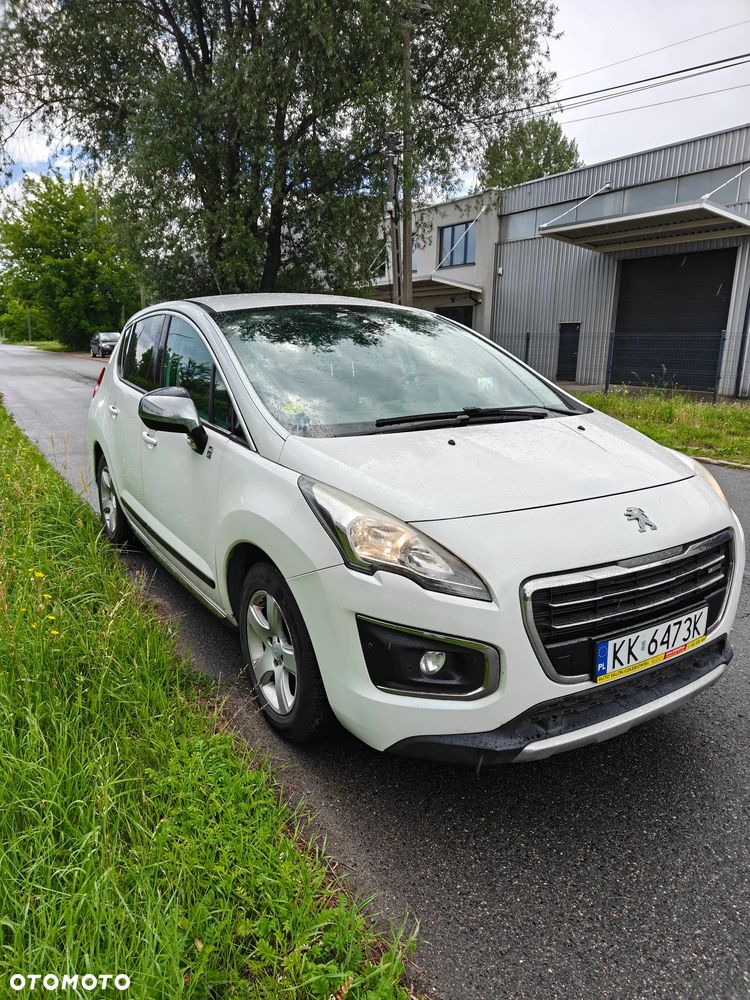 Peugeot 3008 Hybrid4 - 17
