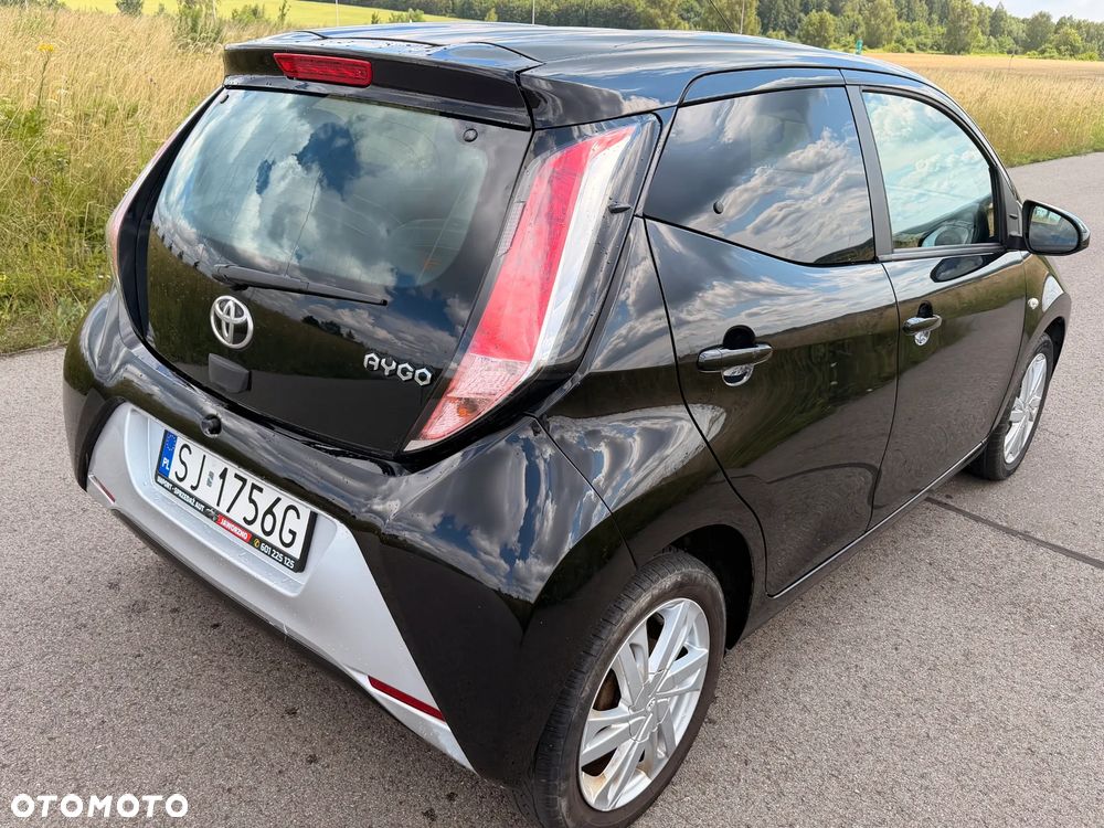 Toyota Aygo x-clusiv - 4