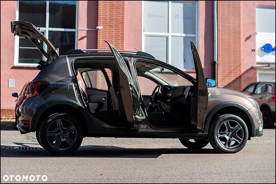 Dacia Sandero Stepway TCe 90 (S&S) Prestige - 12