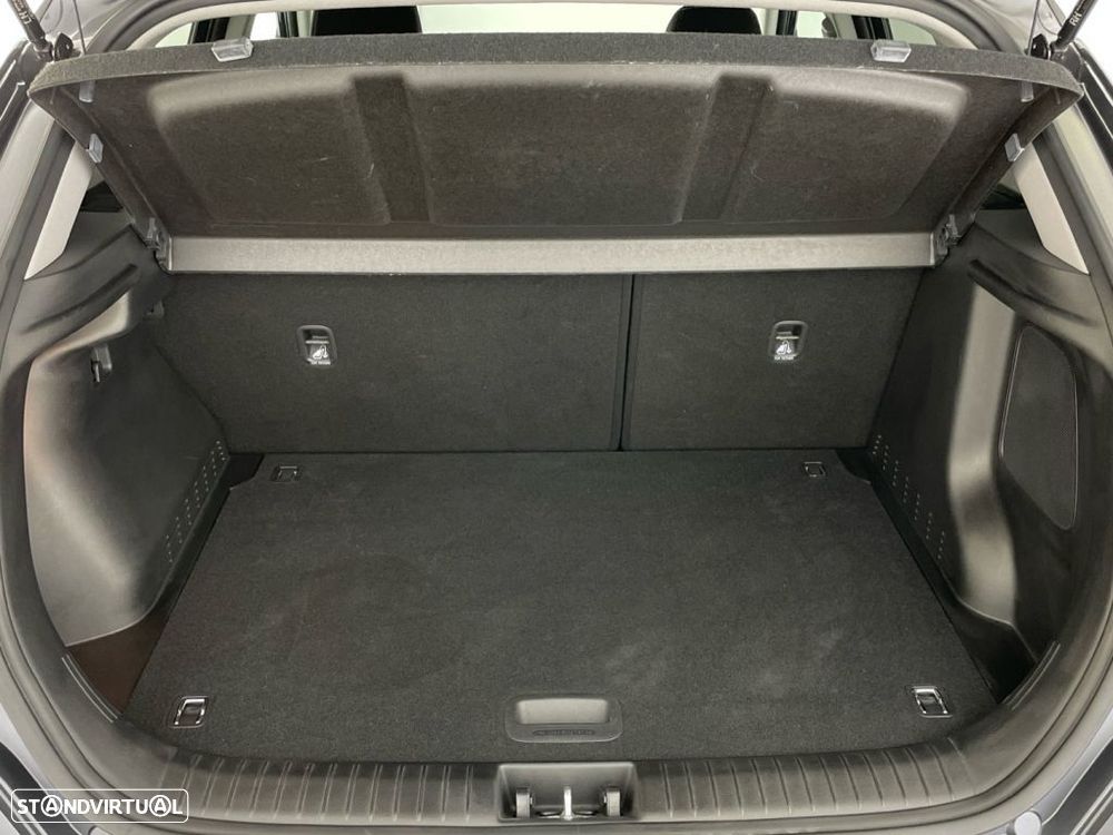 Hyundai Kauai 1.6 GDi HEV Premium - 13