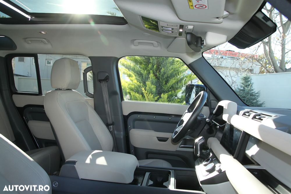 Land Rover Defender 110 3.0D 250 MHEV Hard Top X-Dynamic SE - 3