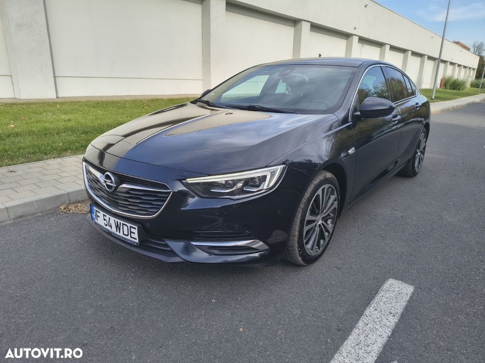 Opel Insignia - 1