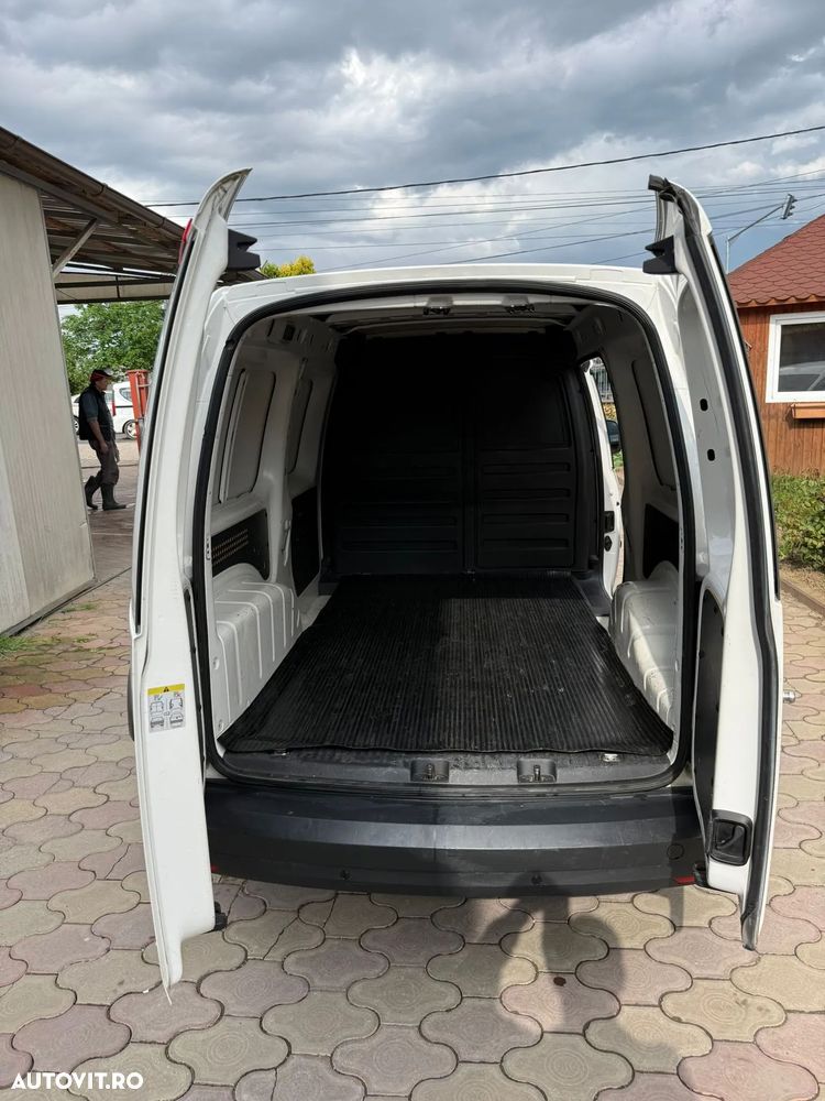 Volkswagen Caddy - 9