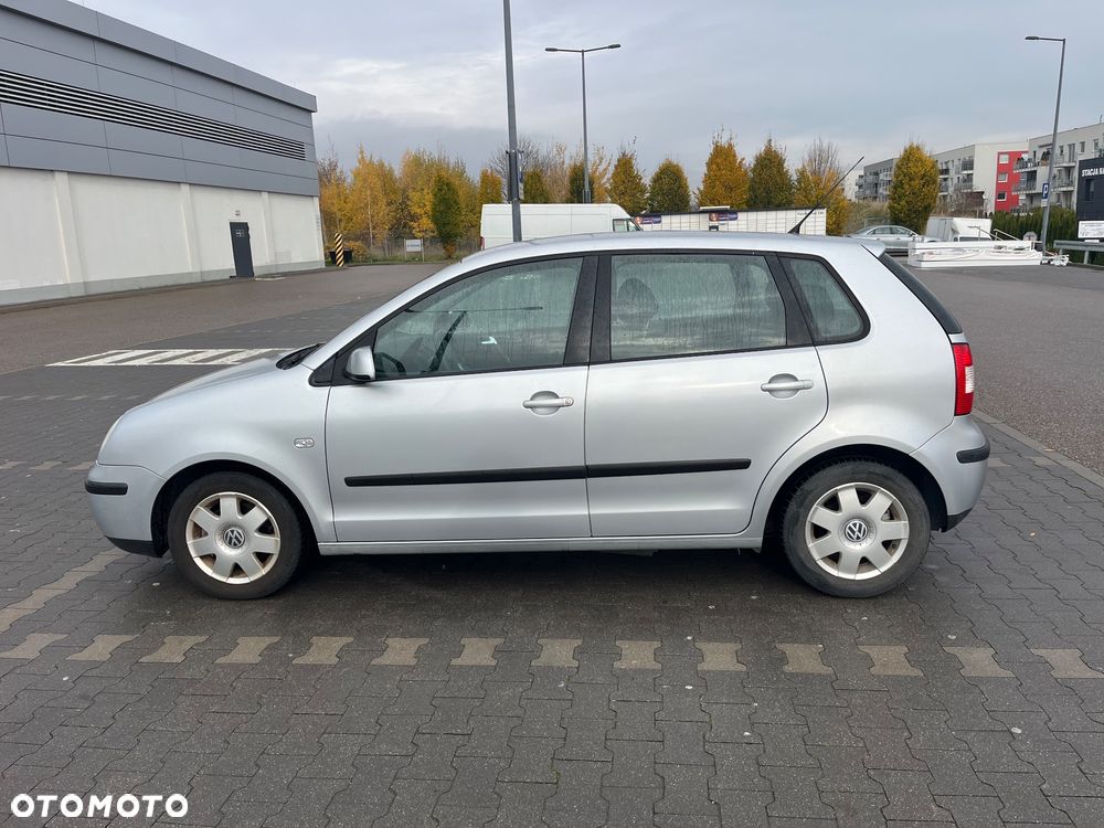 Volkswagen Polo 1.4 16V Highline - 8
