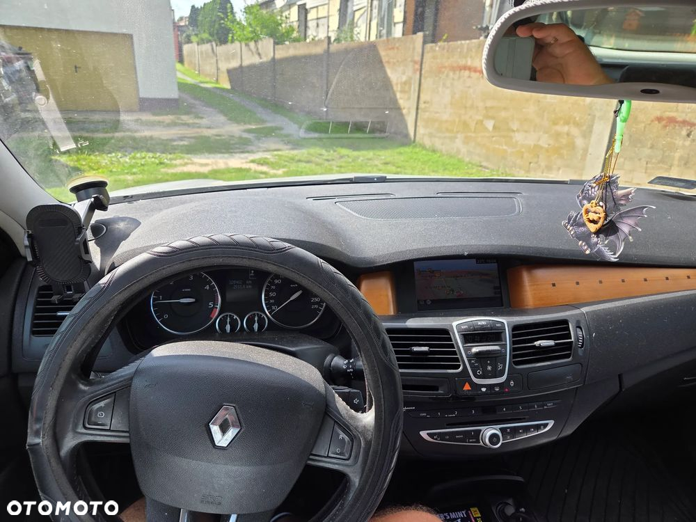 Renault Laguna 2.0 dCi Initiale - 3