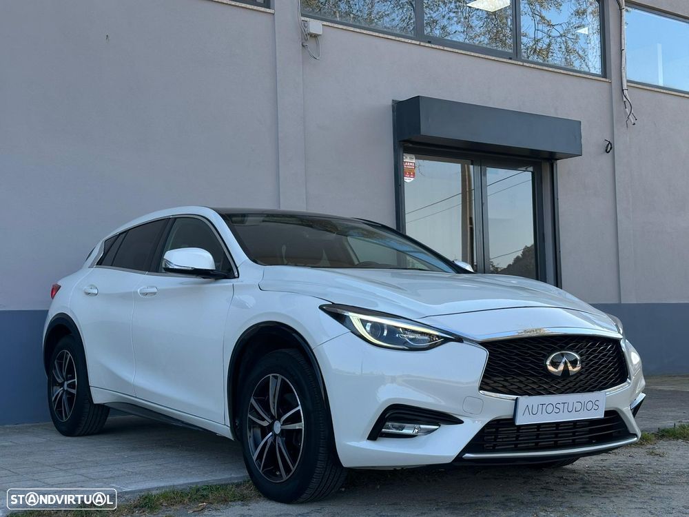 Infiniti Q30 1.5d DCT Business - 4