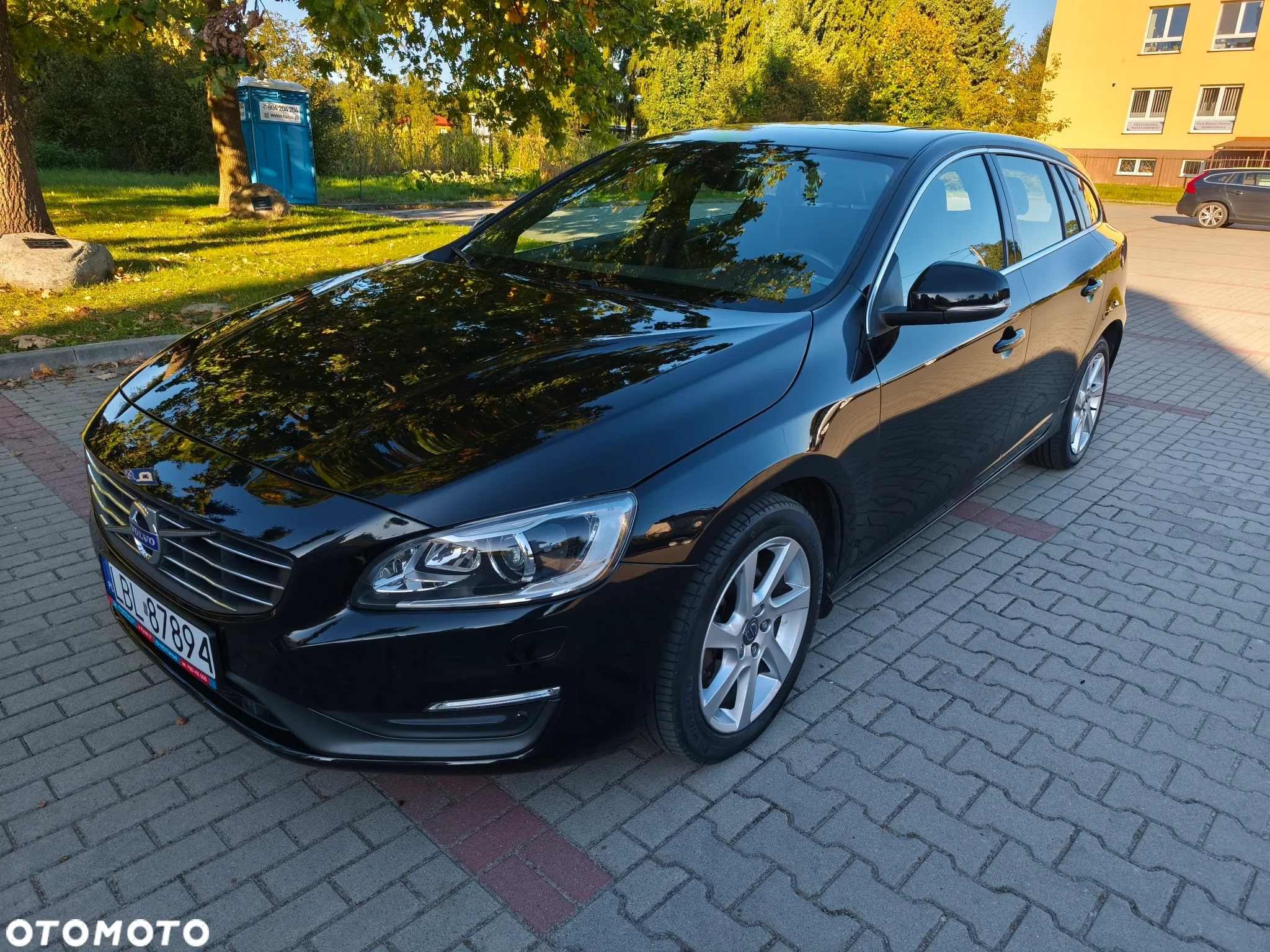 Volvo V60 D4 Drive-E Momentum - 9