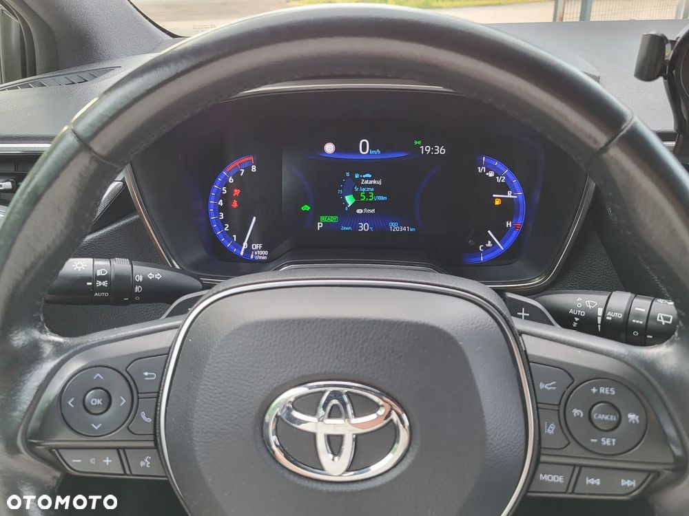 Toyota Corolla - 19