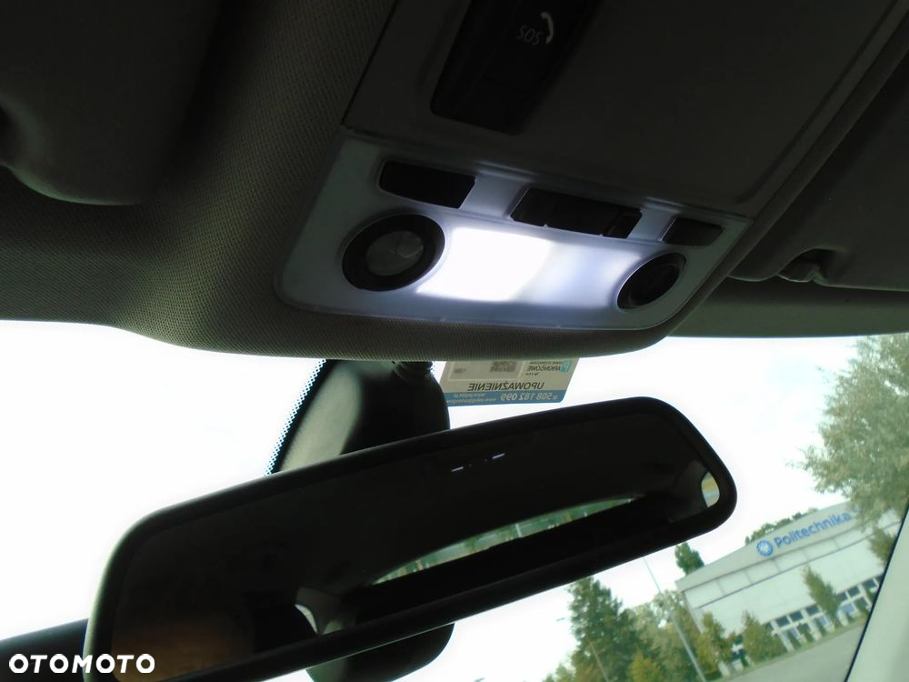 BMW Seria 3 318d - 22