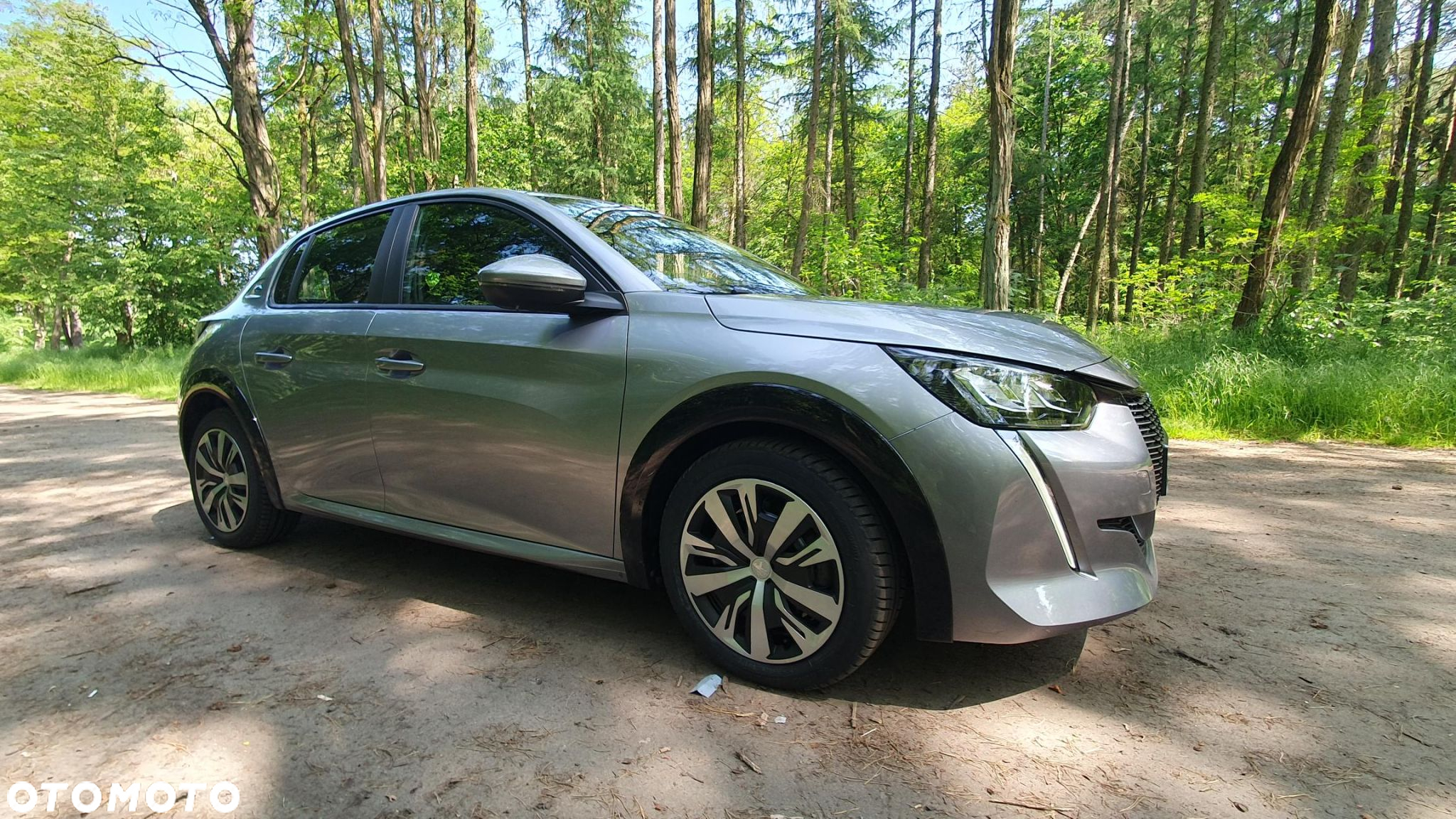 Peugeot 208 e-208 GT Line - 3