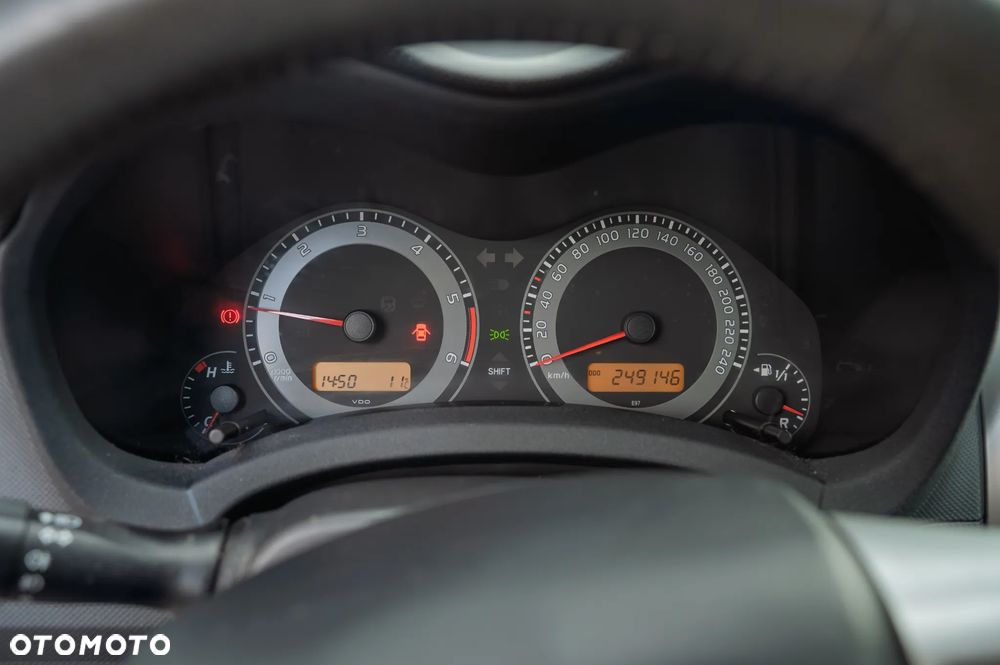 Toyota Auris - 11