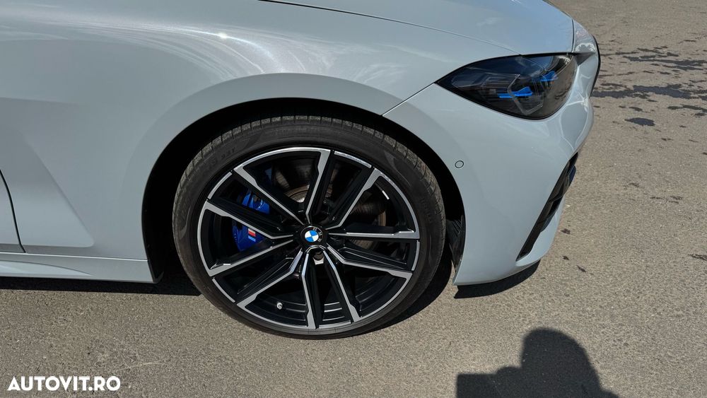 BMW M4 M440i xDrive - 13