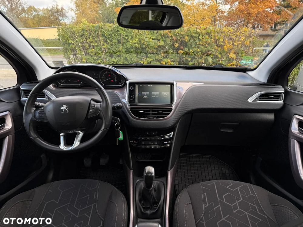 Peugeot 2008 PureTech 82 Style - 26