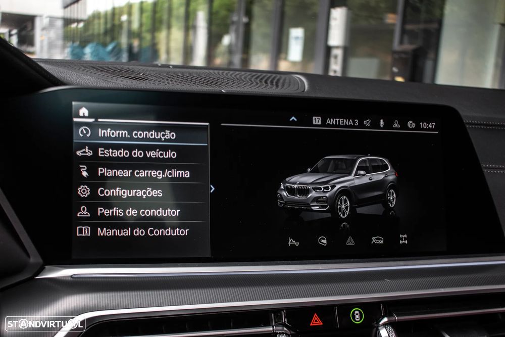 BMW X5 xDrive45e - 37