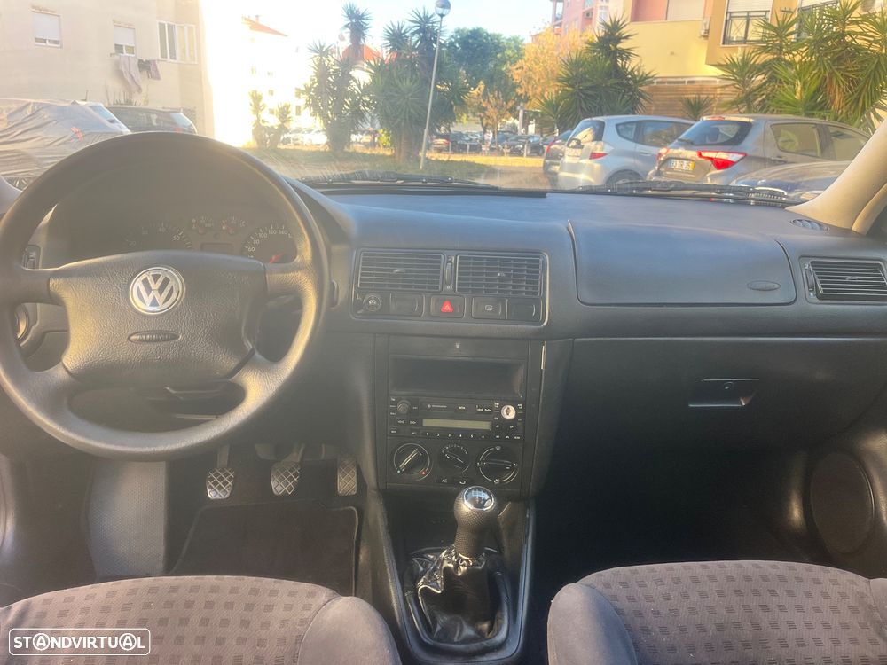VW Golf Variant 1.6 Confortline JE+AC - 9