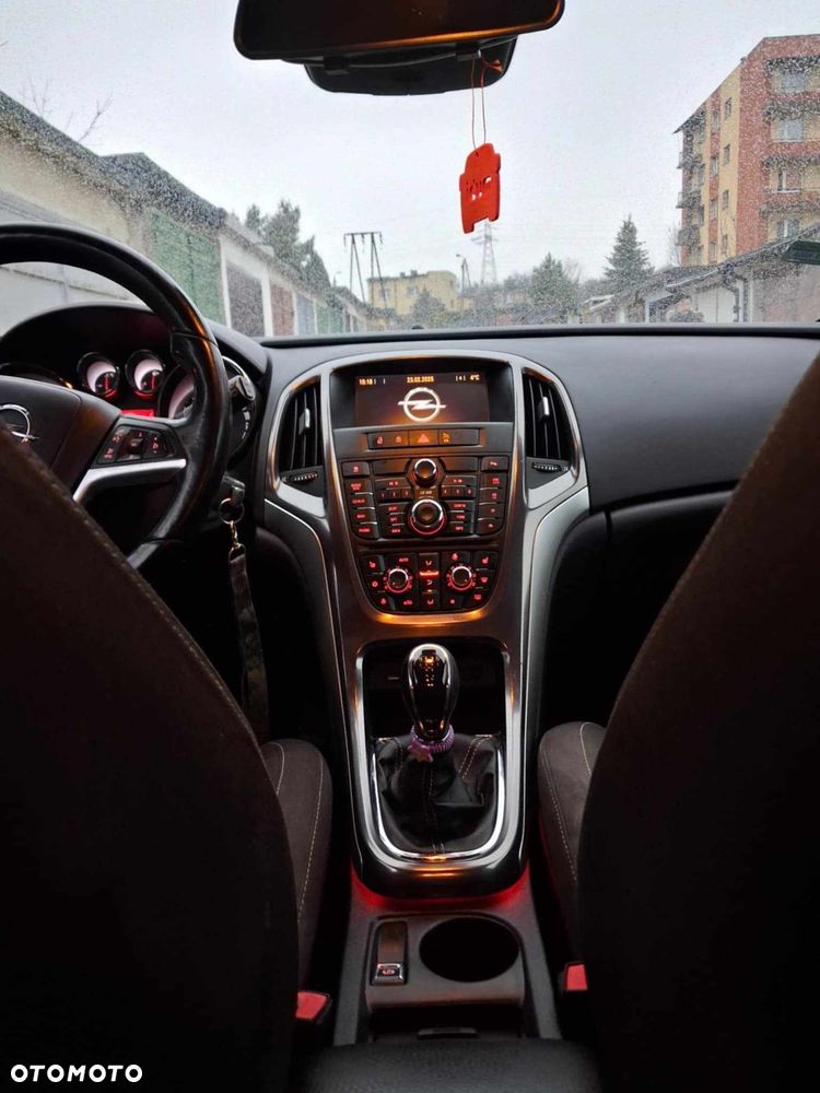 Opel Astra 1.4 ecoFLEX - 7