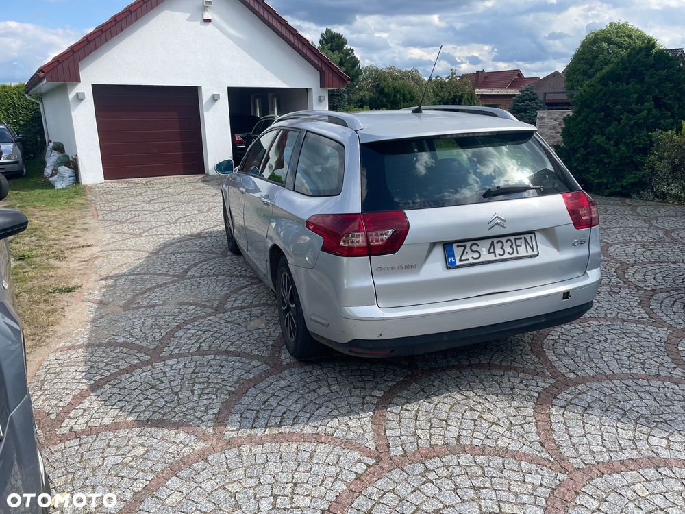 Citroën C5 HDi 110 Style - 6