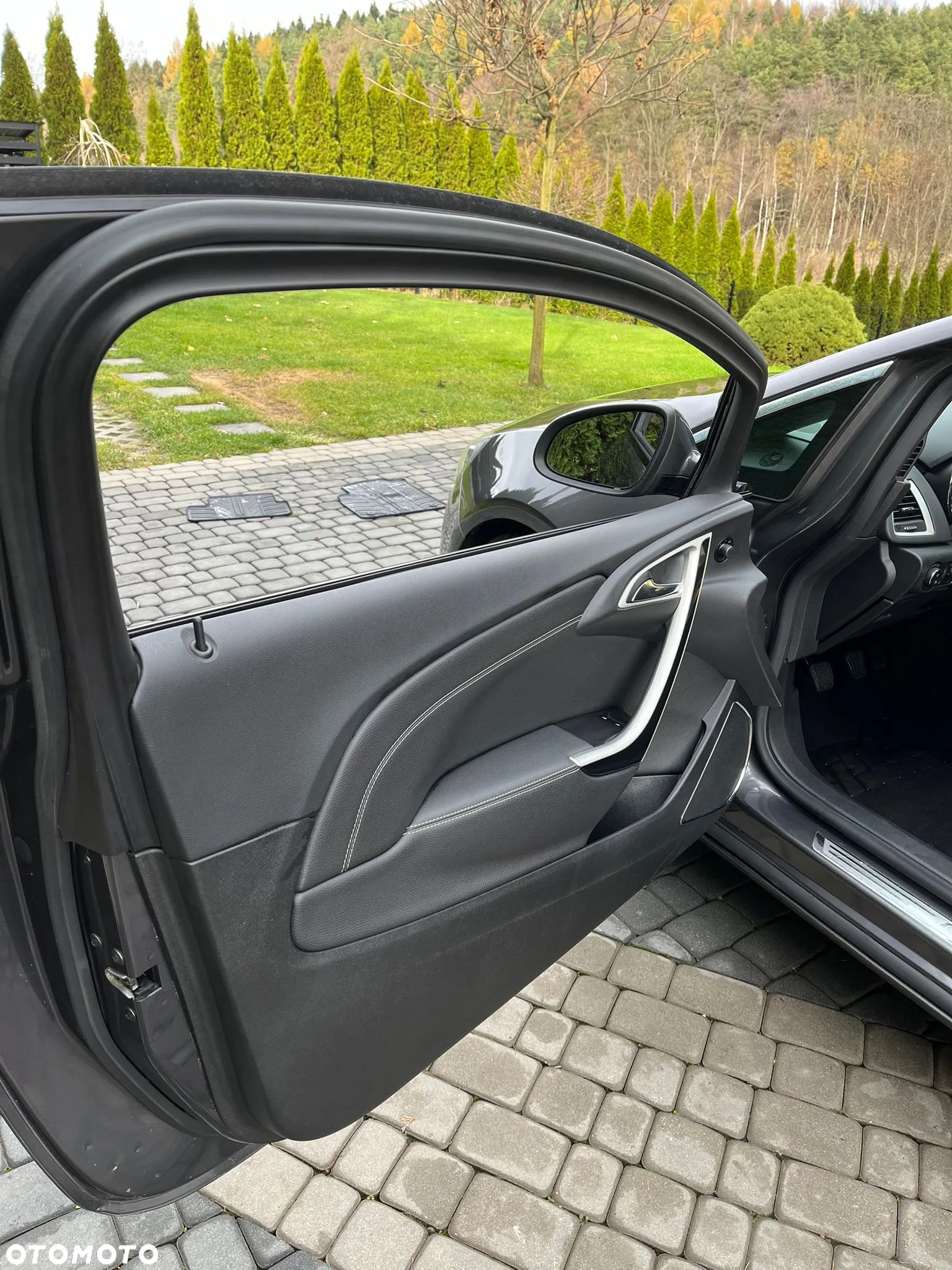 Opel Astra GTC 2.0 CDTI ecoFLEX Start/Stop Edition - 12