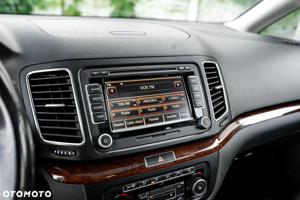 Volkswagen Sharan 2.0 TSI DSG Comfortline - 34