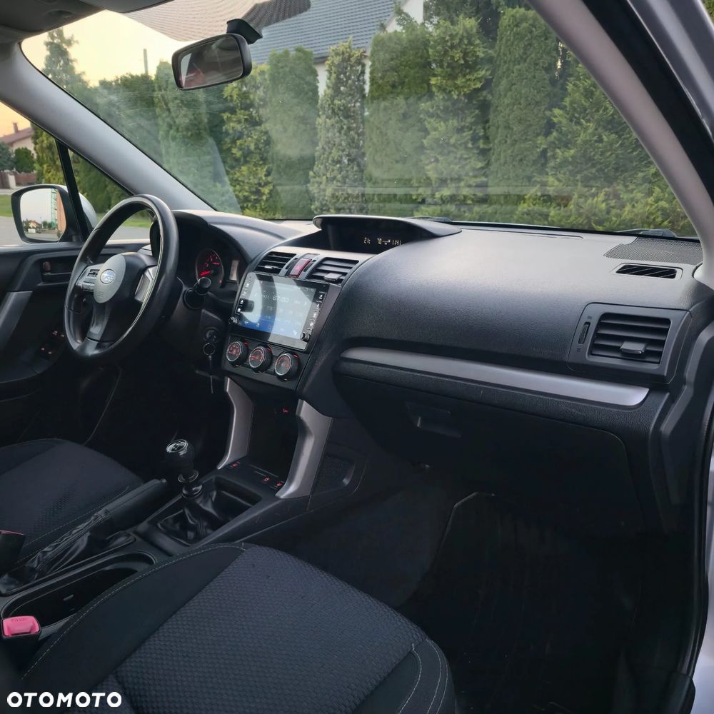Subaru Forester 2.0i Comfort - 24