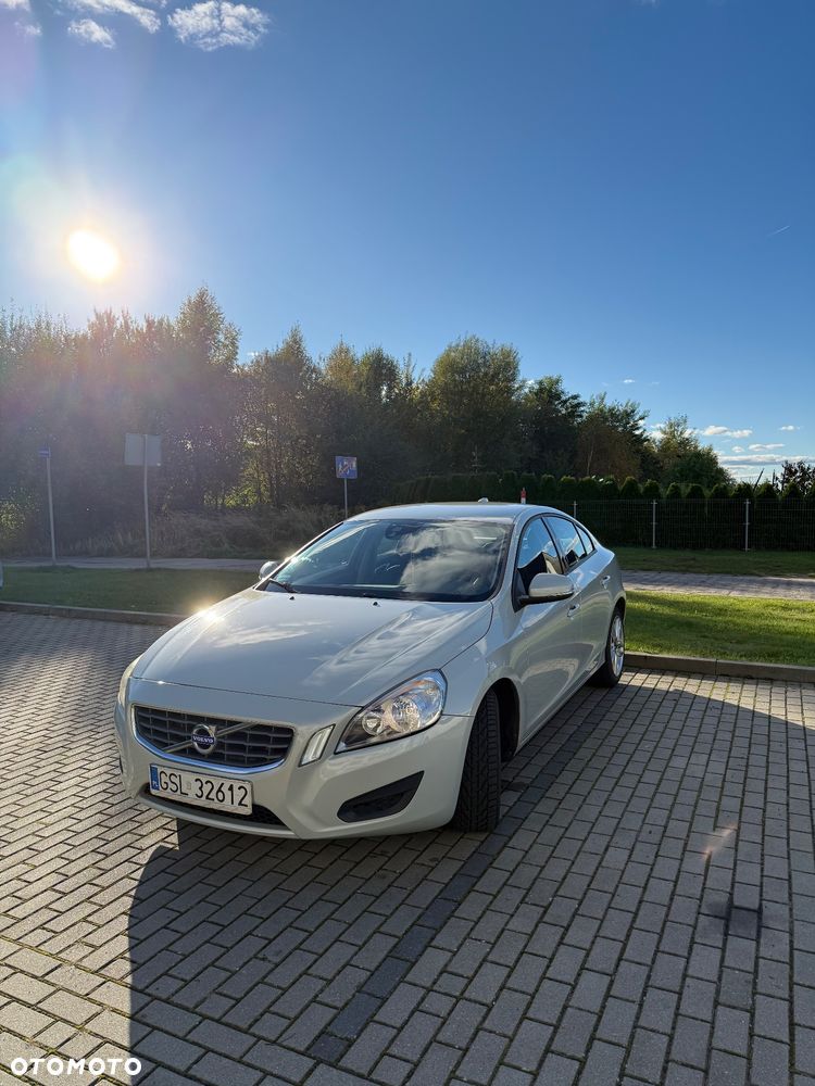 Volvo S60 - 3