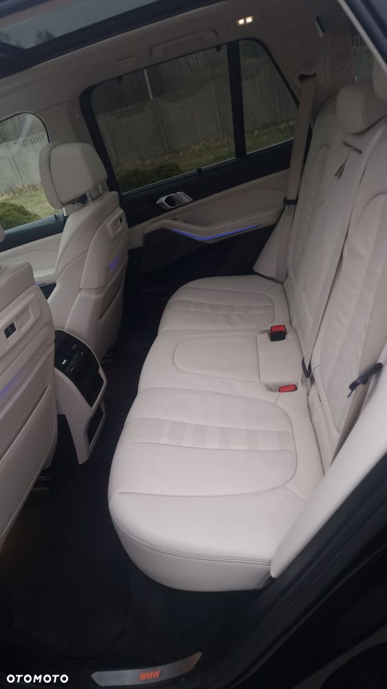 BMW X5 xDrive40i - 12