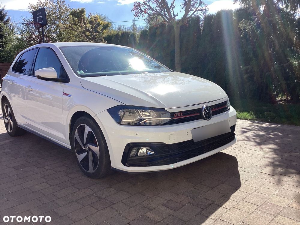 Volkswagen Polo 2.0 TSI DSG GTI - 6