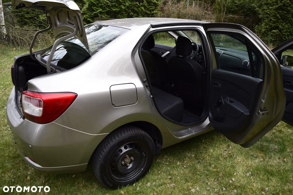 Dacia Logan 1.2 16V Laureate EU6 - 17