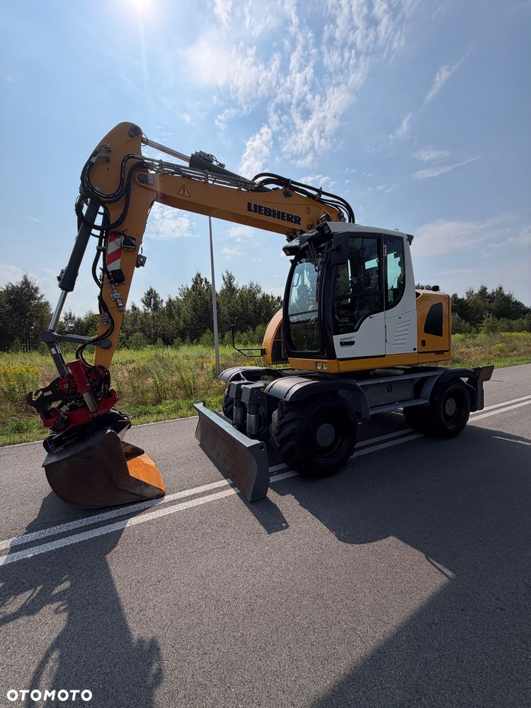 Liebherr A914 compact |rototilt |lapy-plug| - 1