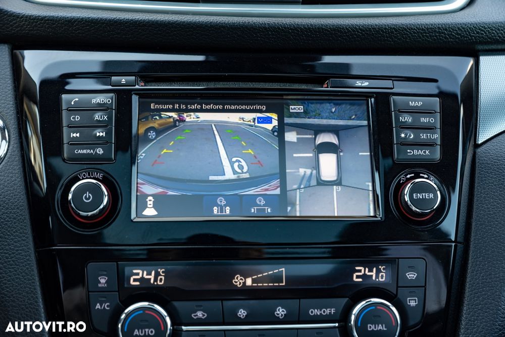 Nissan Qashqai 1.6 DCI Start/Stop X-TRONIC Tekna - 24