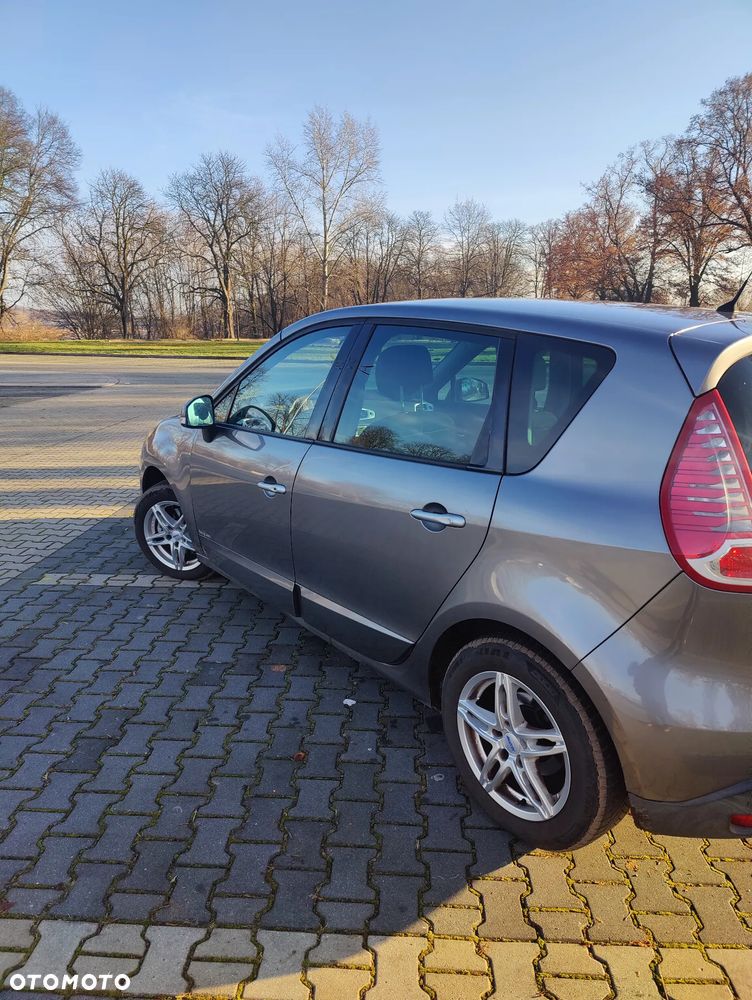 Renault Scenic - 3